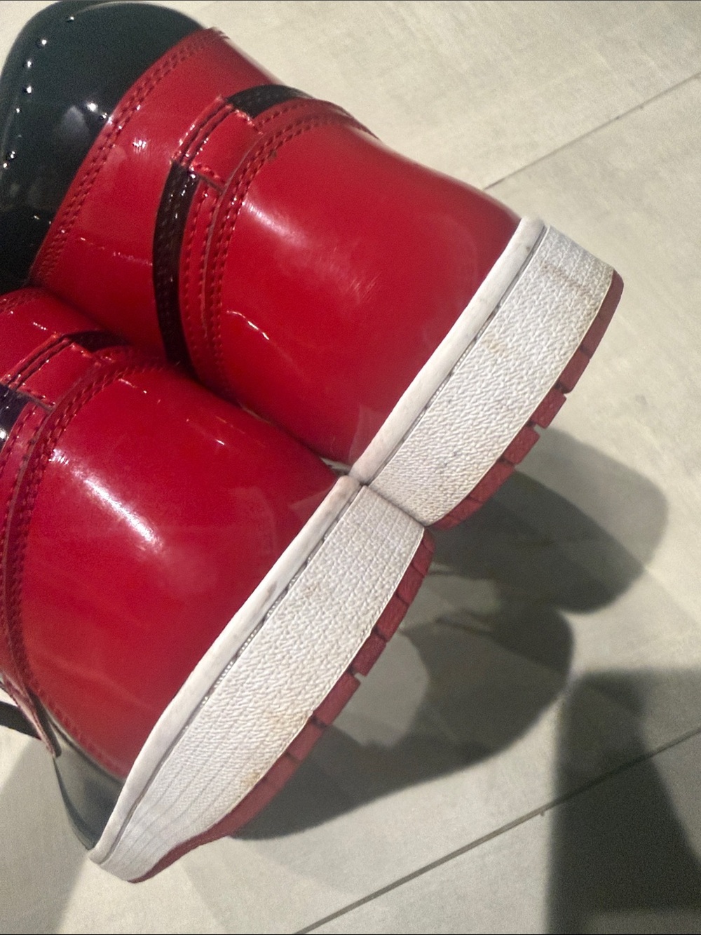 Jordan 1 Retro high OG size 10.5 - Picture 3 of 6